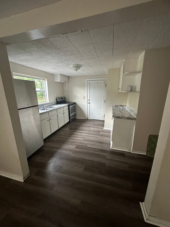 Photo - SUPER CUTE 2BR/1BA Dade City Home w/HUGE F...