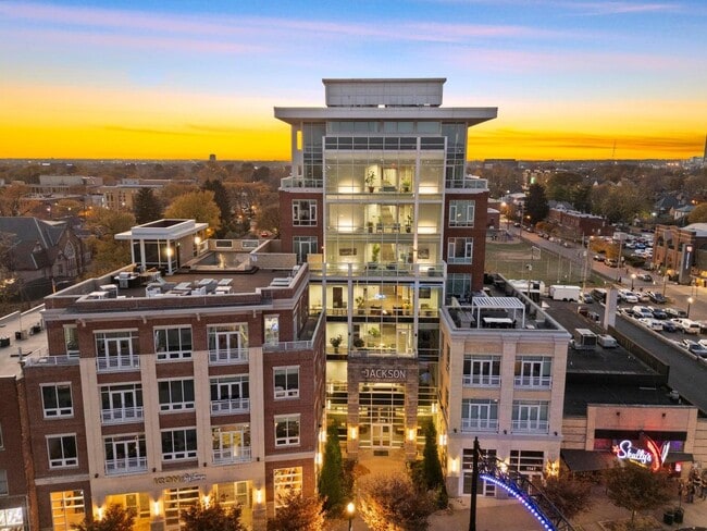 Photo - 1145 N High St Unit 307