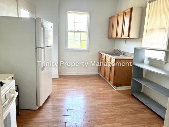 Photo - 2025 1/2 Pride Ave