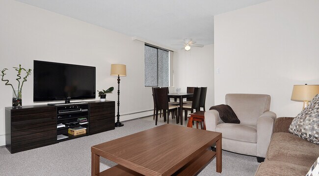 Photo - Marlborough Tower Unit 00905