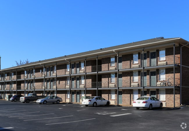 Neill House Apartaments - Neill House & Dexter Arms