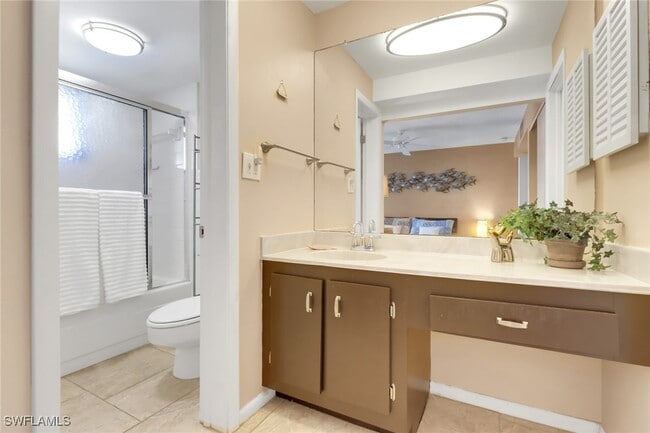 Building Photo - 788 Park Shore Dr Unit C34