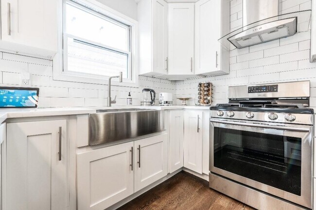 Photo - 114 Bleecker St Unit 1