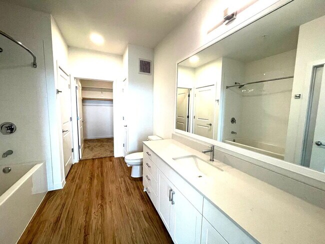 Photo - 1101 Abbeyglen Castle Dr Unit 02217