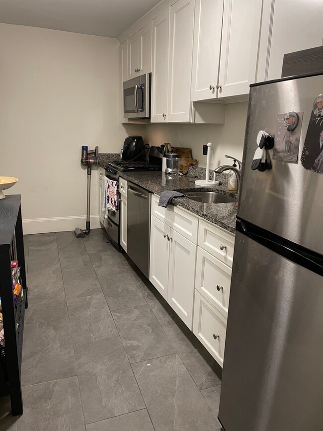 63 West Cedar St Unit G
