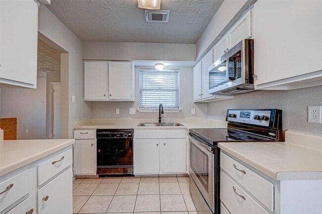 Photo - 24130 Silversmith Ln
