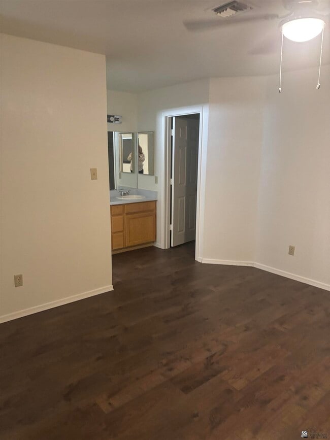 Photo - 2605 W 12th Pl