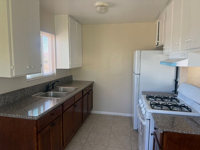 7118 Westview Pl Unit D