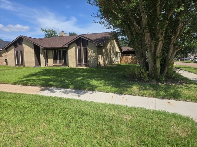 Photo - 9802 Sagepike Dr
