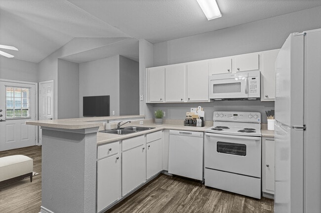 Photo - Creekside Village