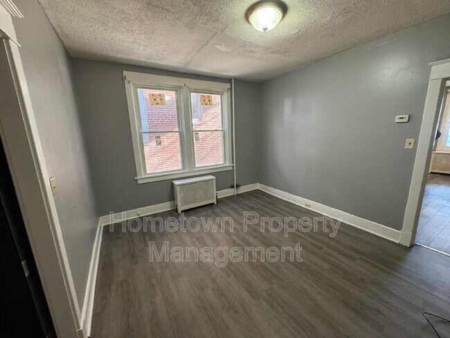 Photo - 1818 Walnut St