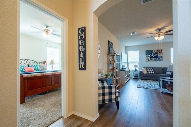 Photo - 211 Reagor Dr