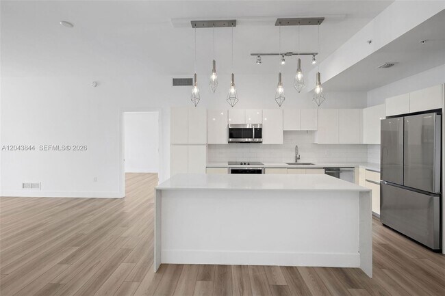 Photo - 101 Diplomat Pkwy Unit 2009