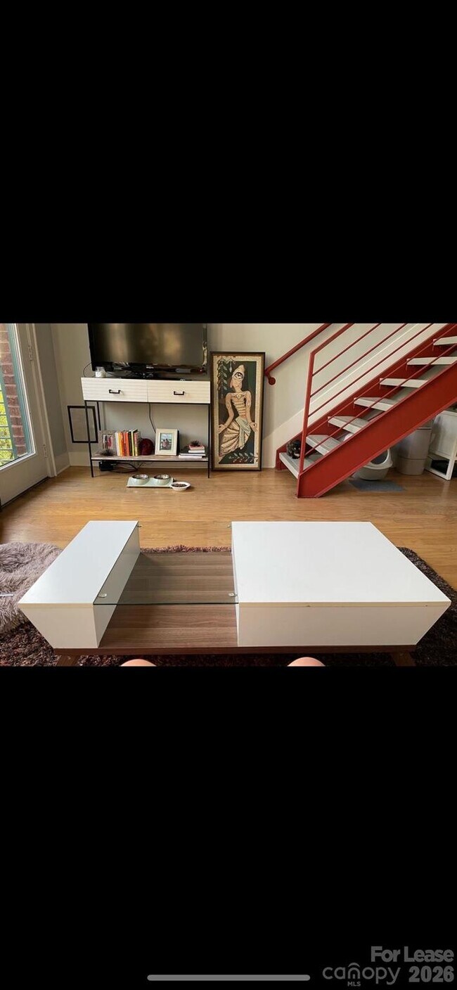 Photo - 115 E Park Ave Unidad 423