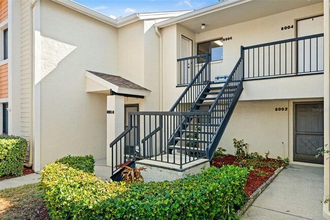 Photo - 8006 Picketts Ct