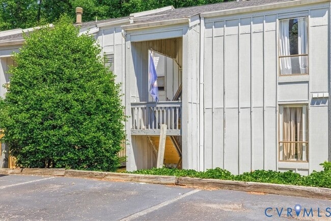 Building Photo - 10280 Iron Mill Rd
