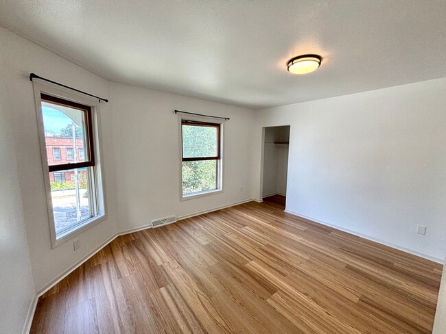 Photo - 2343 N Oakland Ave Unit 2343