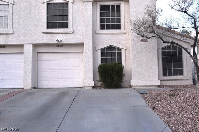 Building Photo - 8064 Teresita Ave