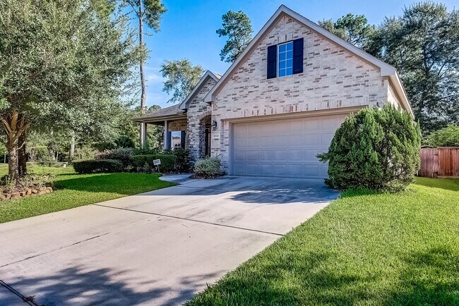 Photo - 18318 Hampton Hills Dr