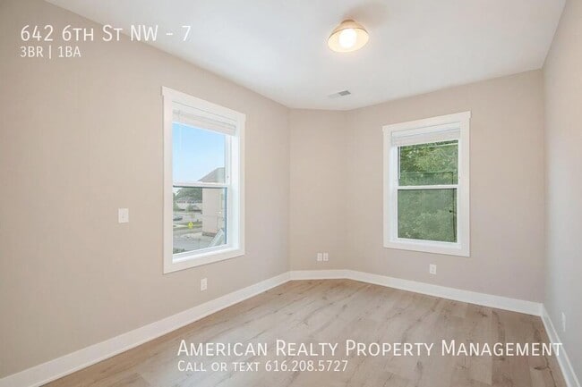 Photo - 642 6th St NW Unidad 7