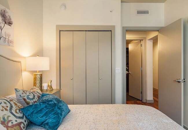 Photo - 910 Lenora St Unit S1105