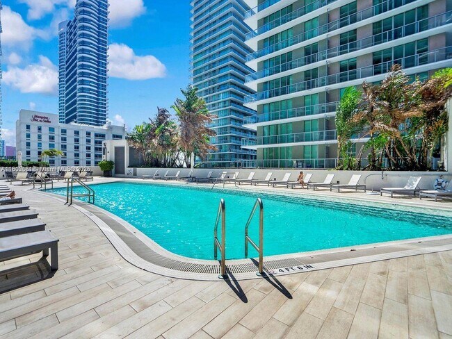 Photo - 1100S S Miami Ave Unit 4004