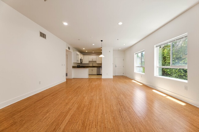 Photo - 11831 Avon Way Unit 202