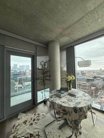 Photo - 1114 W Carroll Ave