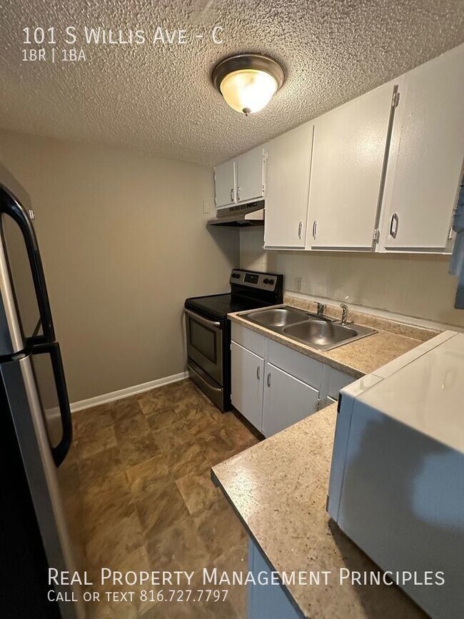 Photo - Cozy 1 Bedroom, 1 Bathroom Apartment in th... Unit C