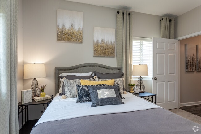 2BR, 2BA y 1075SF - Dormitorio principal - The Summit on 401