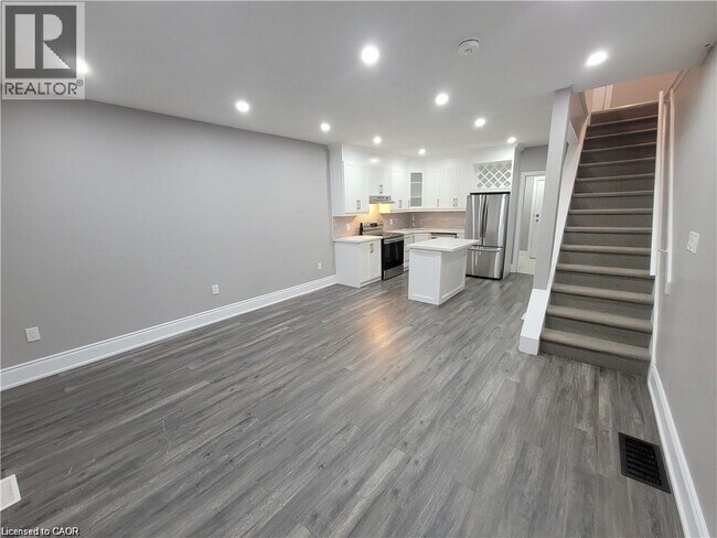 Photo - 27 Belmont Ave