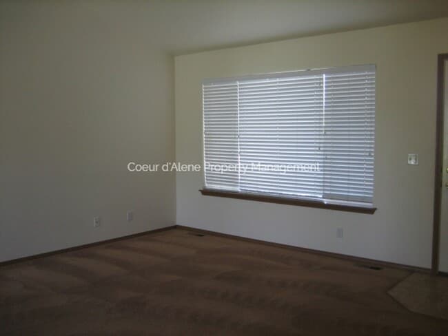 Photo - 3 bed house in Fieldstone!