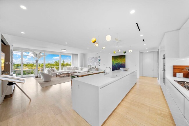 Photo - 9111 Collins Ave Unit N-522