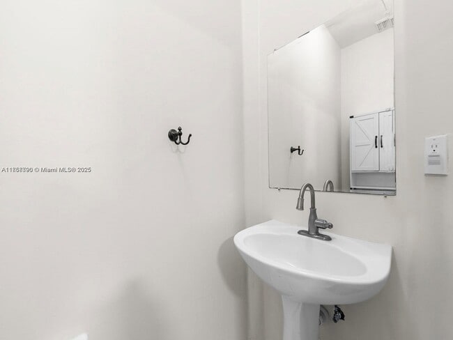 Photo - 2308 SE 24th Ave
