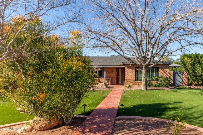 Photo - 1519 W Flower Cir N