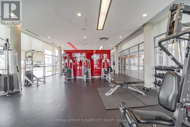 Photo - 125 Village Green Square