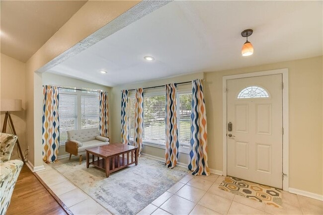 Photo - 208 Braeswood Rd