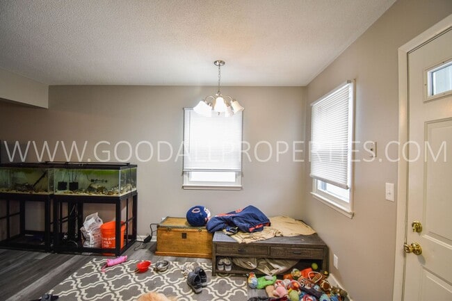 Photo - 2 Bedroom 1.5 Bath Home
