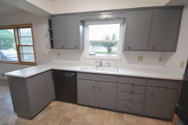 Photo - 619 2nd St NW Unit # 2