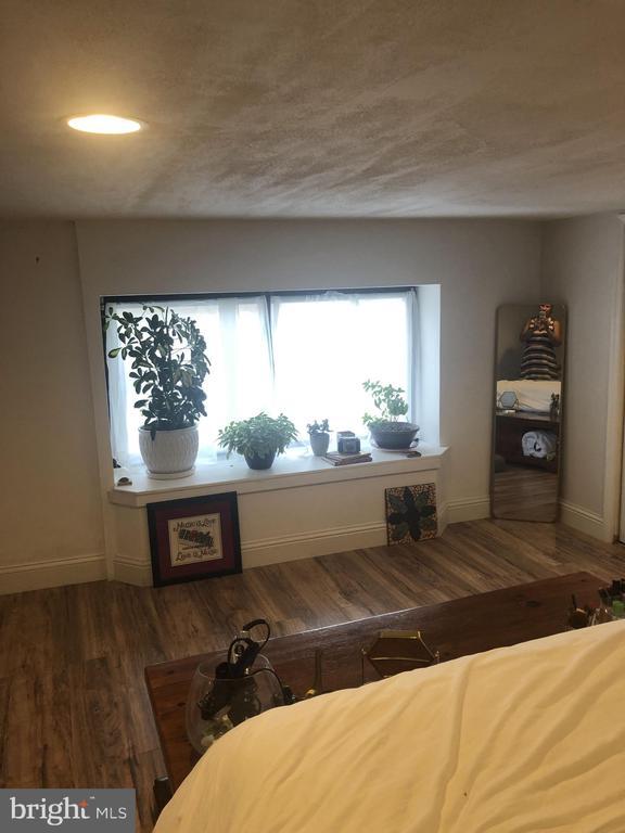 Building Photo - 838 Corinthian Ave