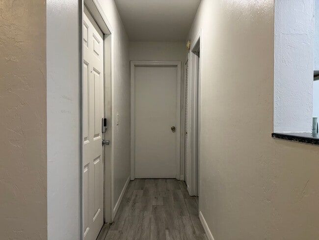 Photo - 7200 SW 8th Ave