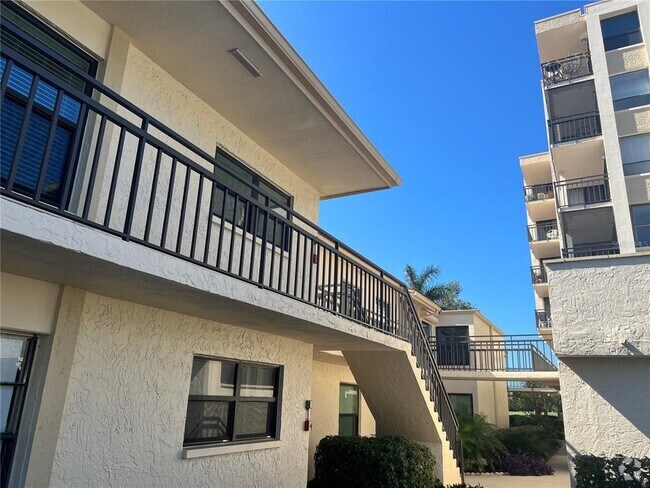 Building Photo - 6180 Sun Blvd Unit 208 Rental