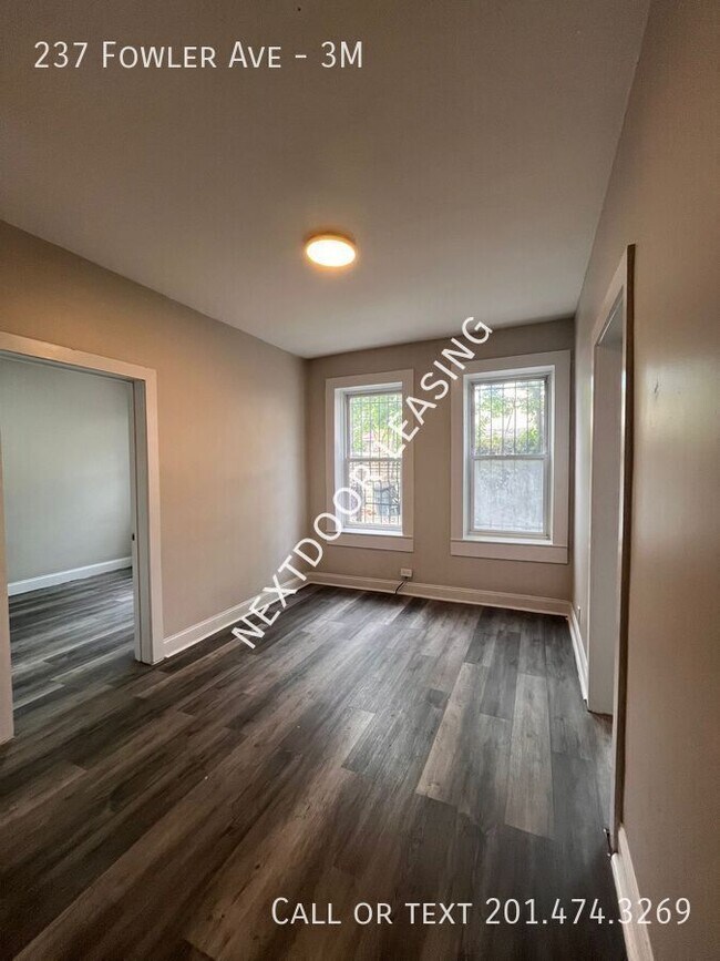 Photo - 237 Fowler Ave Unidad 3M