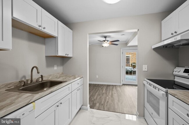 Photo - 9786 Whiskey Run