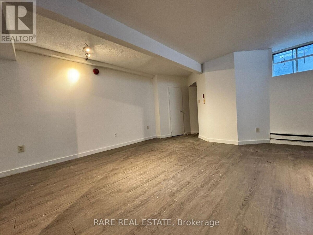 Photo - 120 Spencer Ave Unité 1