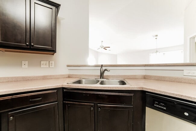 Photo - 8714 Hanson Cv