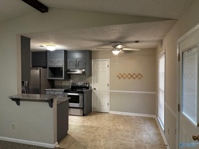 Photo - 300 N Oxford Cir