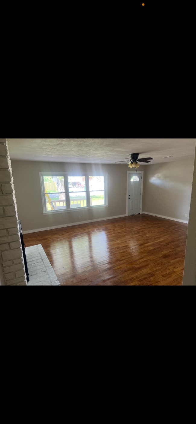 Photo - 240 S Johnson St