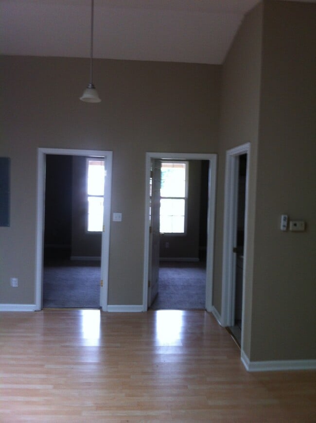 Photo - 105 Prall St Unidad 302 303 304