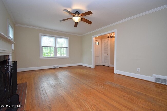 Photo - 1415 N Overlook Dr